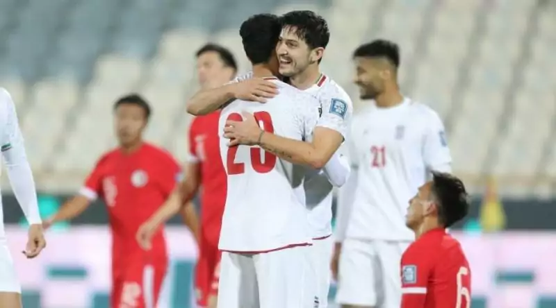 Đội hình dự kiến ra sân của 2 đội UAE - Iran